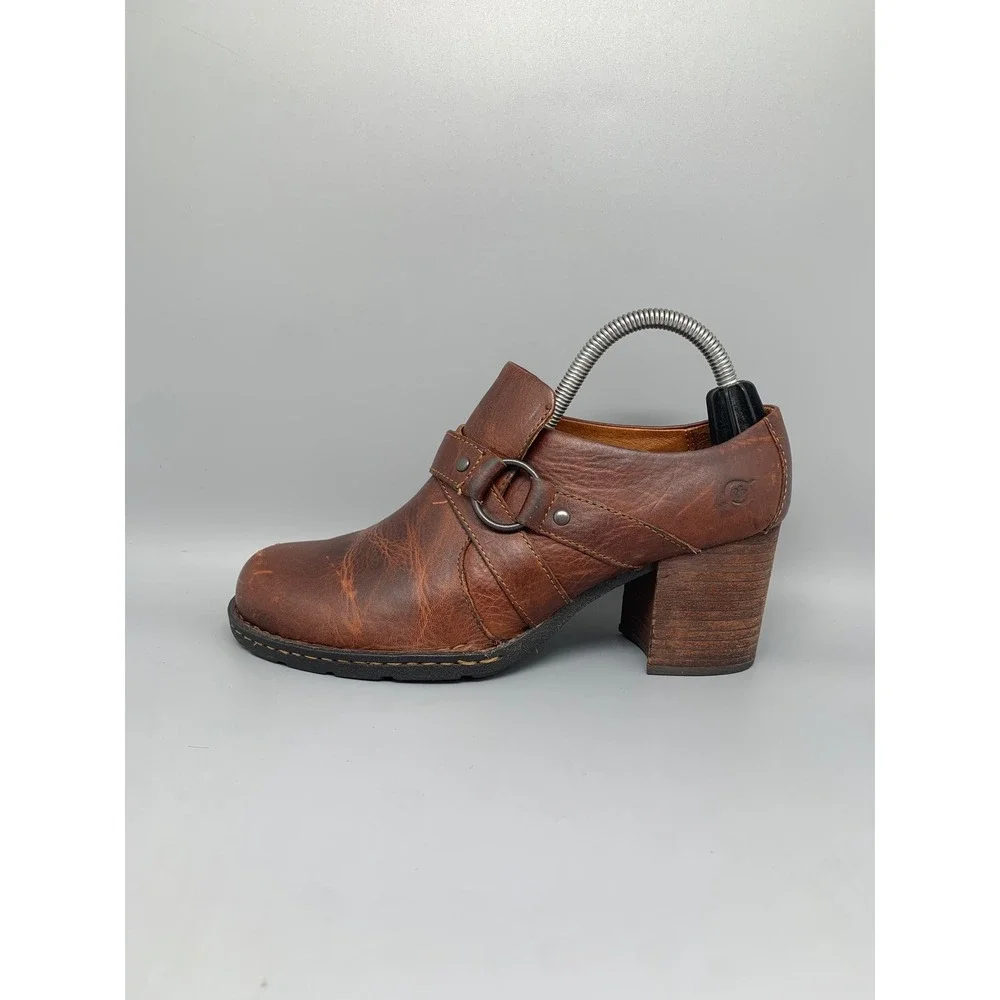 Born Handcrafted Footwear Brown Leather Heeled Booties W11929 Women's Sz 8.5‎